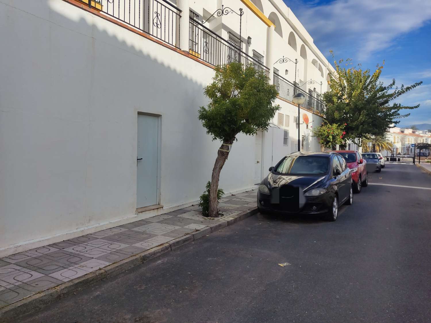 Local en venta a 100metros del paseo Marítimo de Salobreña