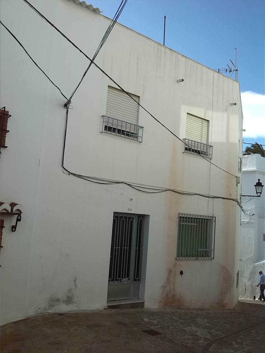 Village two houses in Constitucion street