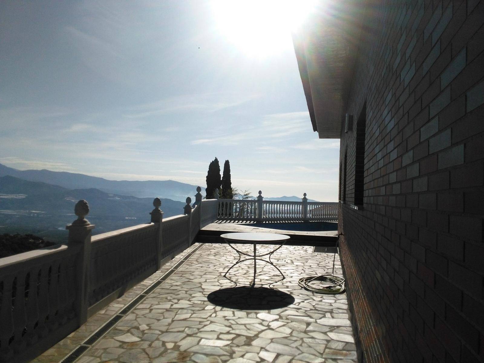 Magnifico chalet en Monte de Los Almendros con vistas al Mar