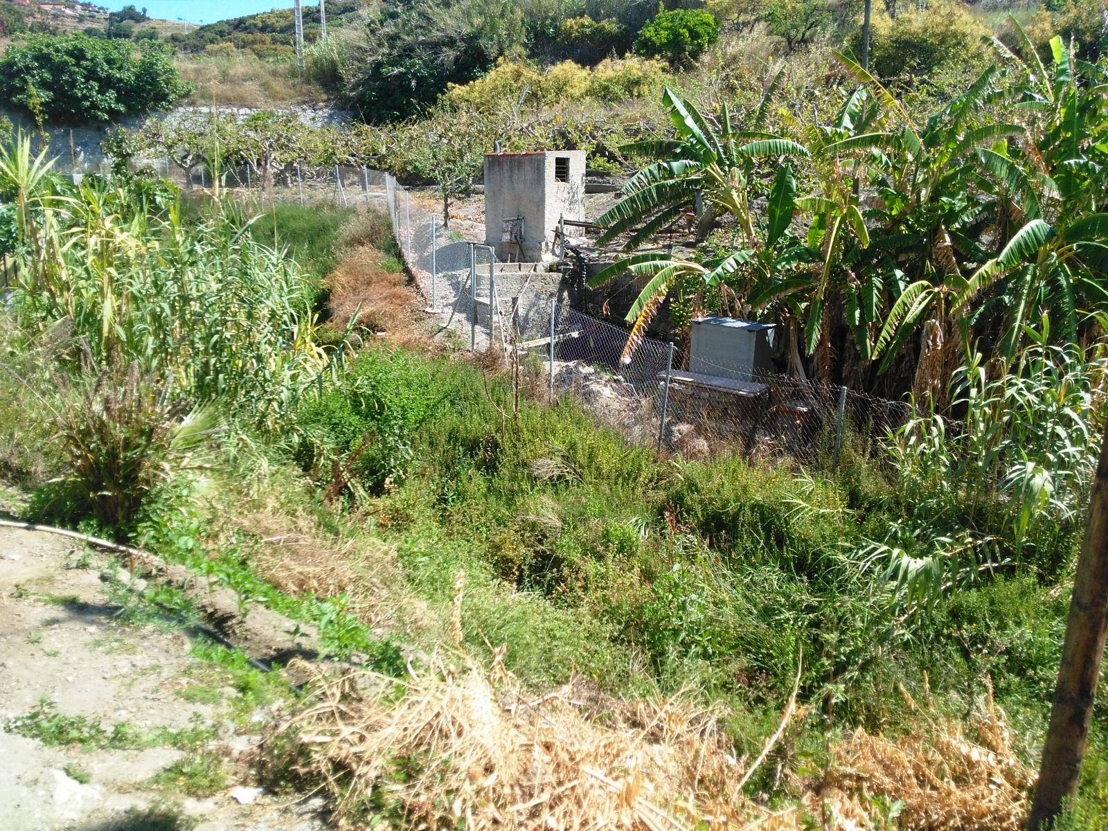 Grundstück zum Verkauf in La Caleta (Salobreña)