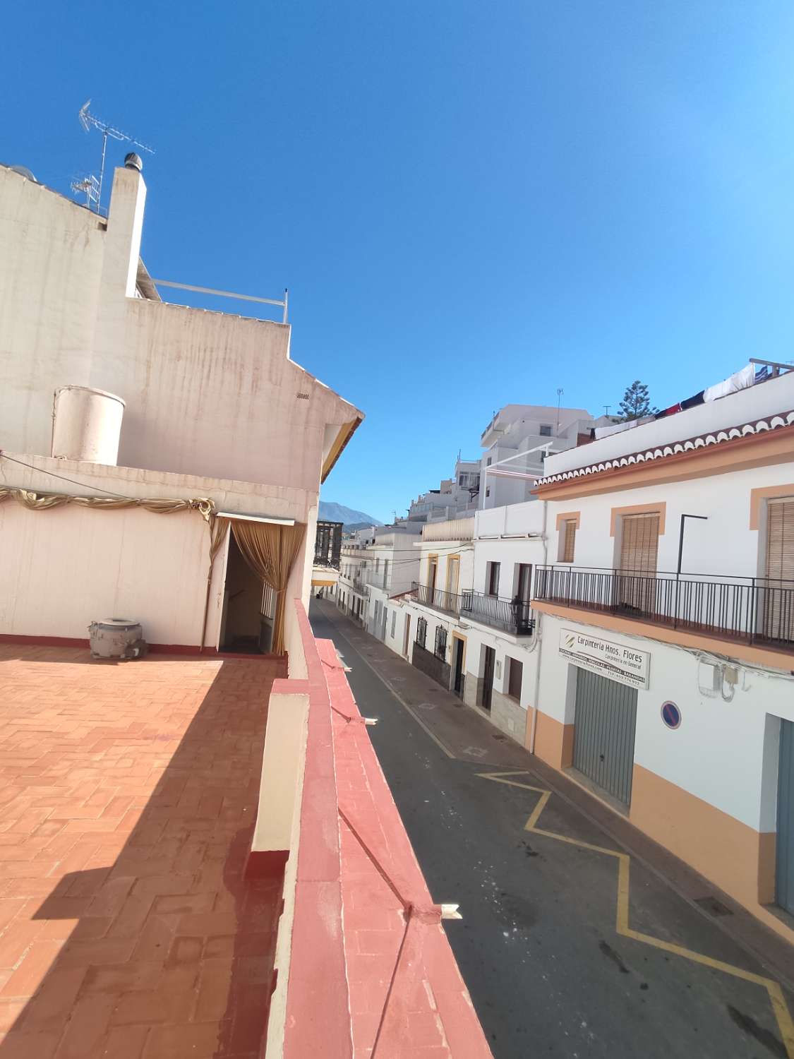 Casa adosada en centro urbano