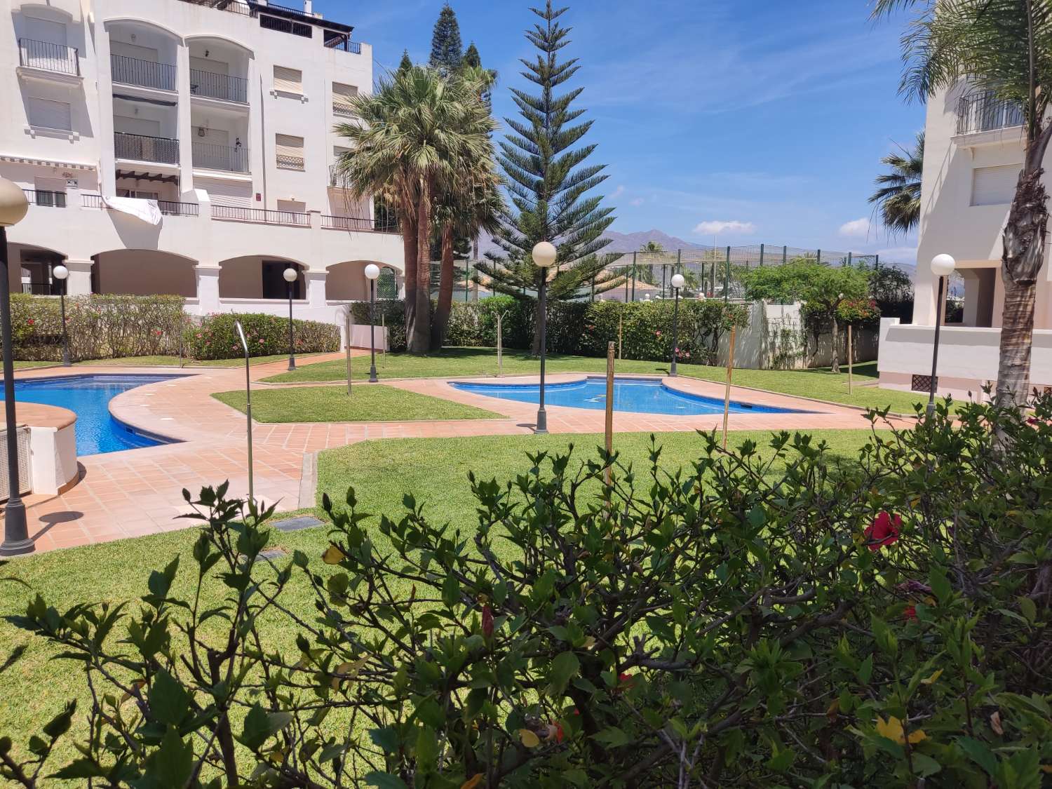 Luminoso piso de tres dormitorios junto Paseo Marítimo de Salobreña