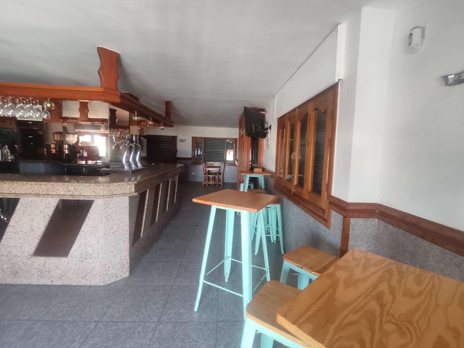 Magnifico Local Comercial en Primera línea de Playa destinado a hostelería