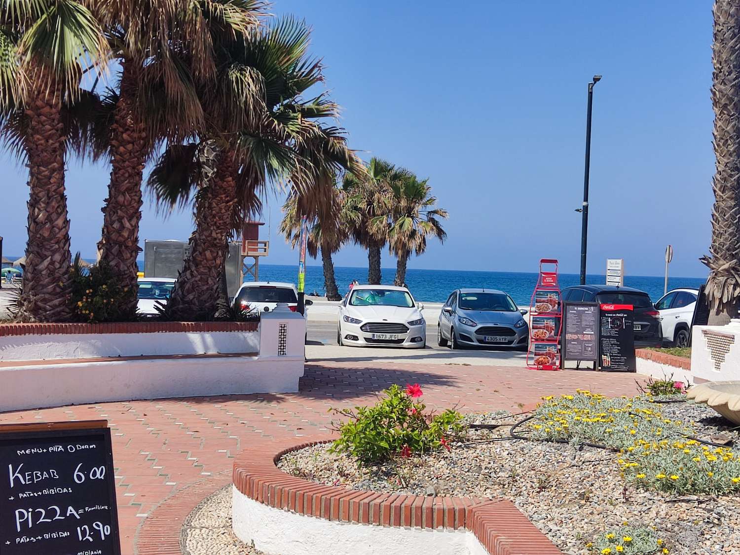 Cafe bar en primera línea de playa